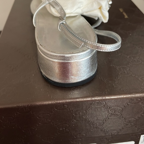 Gucci Silver Sandals, size 38, authentic - Picture 7 of 9